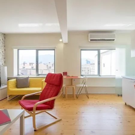 Is Where The Heart Is ~ 1-bdr Charm Apartment *