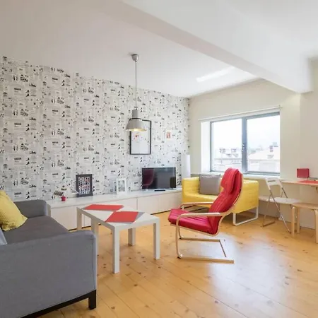 Is Where The Heart Is ~ 1-bdr Charm Apartment *