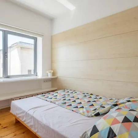 Apartment Is Where The Heart Is ~ 1-bdr Charm